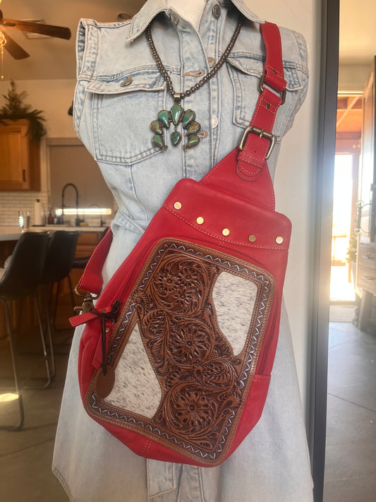 Jasmynn Bluff Sling Bag in Red