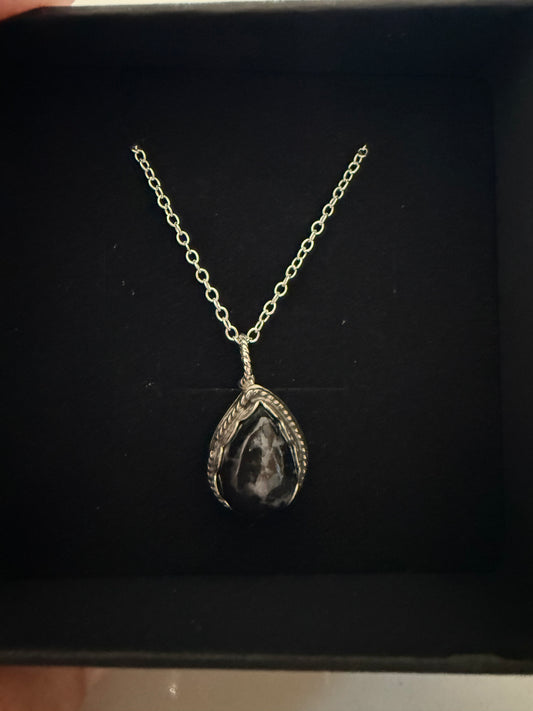 Buffalo Girls Stone Necklace